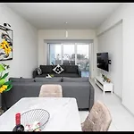Apartamento The Icon 103 - Luxury 2br With Pool, Mythical Seas - Protaras *