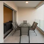 Apartamento The Icon 103 - Luxury 2br With Pool, Mythical Seas - Protaras Paralimni