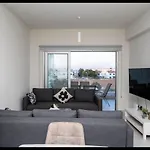 Apartamento The Icon 103 - Luxury 2br With Pool, Mythical Seas - Protaras