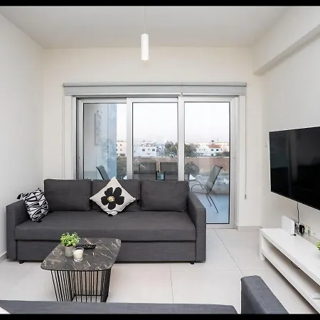 The Icon 103 - Luxury 2br Sea View With Pool, Mythical Seas - Protaras
