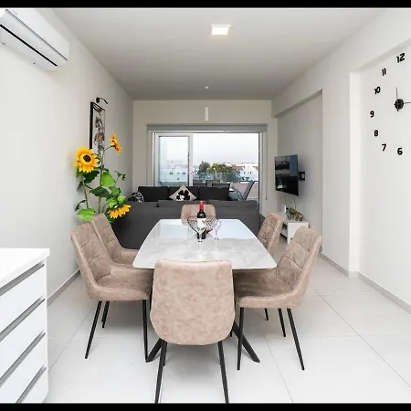 Apartamento The Icon 103 - Luxury 2br Sea View With Pool, Mythical Seas - Protaras Paralimni