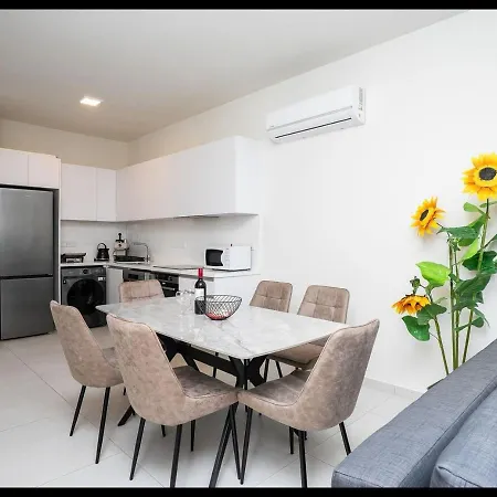 The Icon 103 - Luxury 2br Sea View With Pool, Mythical Seas - Protaras
