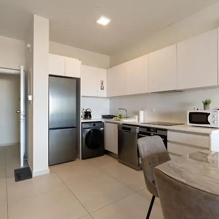 Lägenhet The Icon 103 - Luxury 2br Sea View With Pool, Mythical Seas - Protaras *