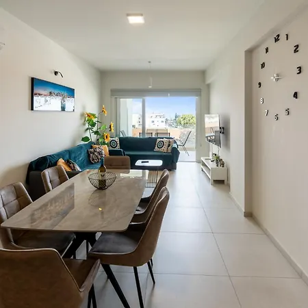 The Icon 103 - Luxury 2br Sea View With Pool, Mythical Seas - Protaras *