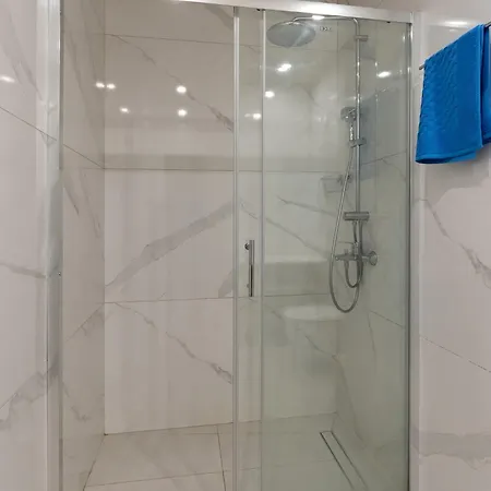 The Icon 103 - Luxury 2br Sea View With Pool, Mythical Seas - Protaras *