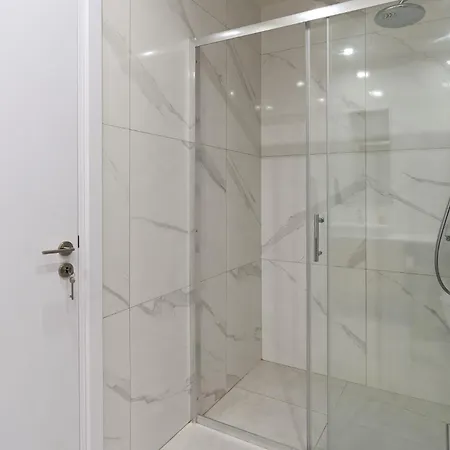 The Icon 103 - Luxury 2br Sea View With Pool, Mythical Seas - Protaras *